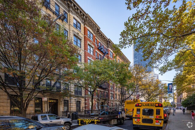 Building Photo - 336 E 67th St