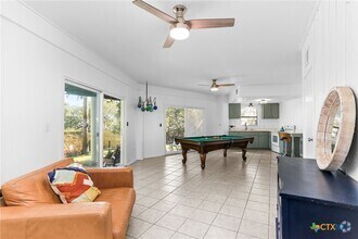 Building Photo - 1433 Riviera Dr