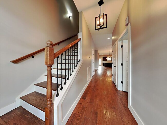 Building Photo - 1717B McKinney Ave