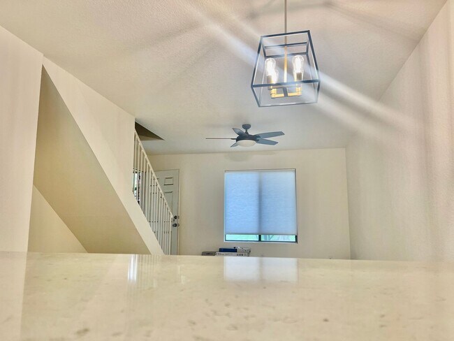 Building Photo - Fully Renovated 3-Bedroom Townhome in Gate...