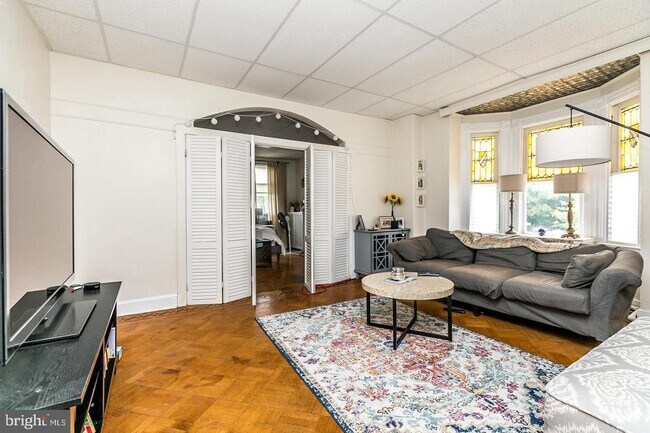 Building Photo - 2500 Fait Ave