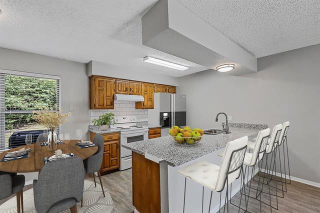 Building Photo - 938 Cottonwood Trail