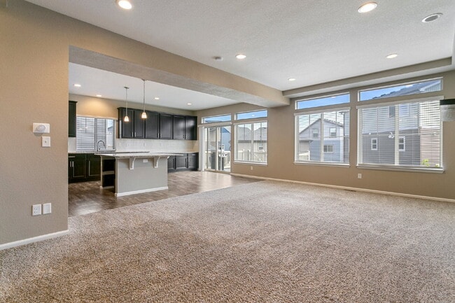 Building Photo - Spacious Banning Lewis Home with Finished ...