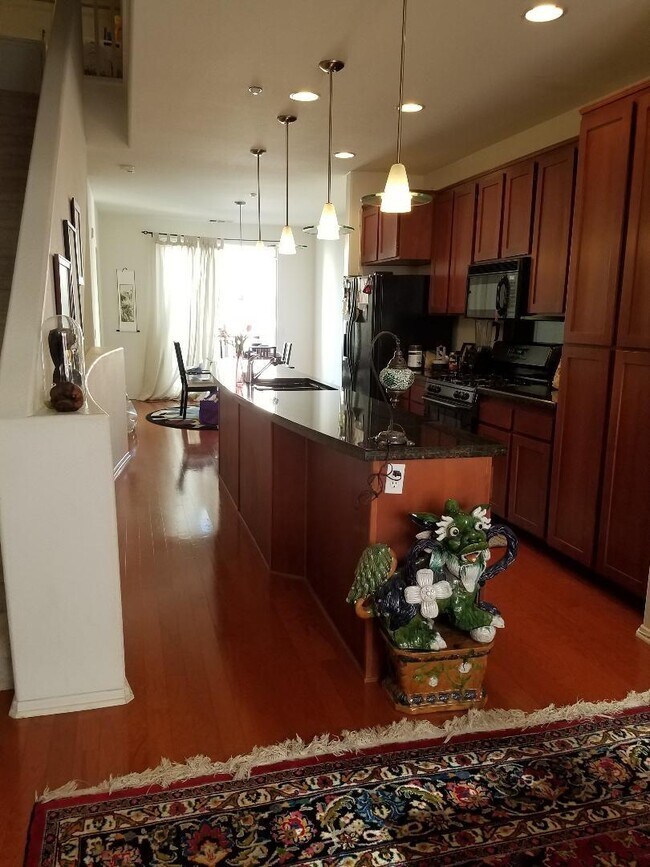 Foto del edificio - 1130 Elfin Forest Rd W