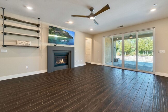 Foto del edificio - Folsom Ranch Gem – Newer 3BR Single-Story ...