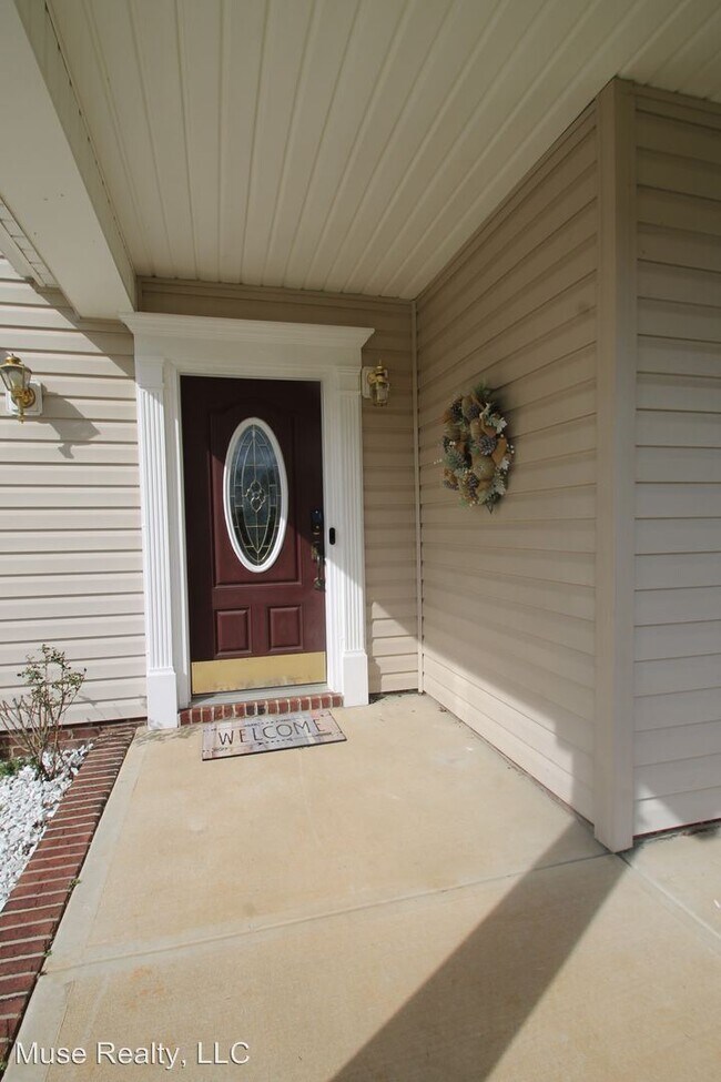 Building Photo - 4 br, 2.5 bath House - 1111 Ross Brook Trace