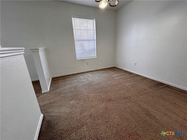 Building Photo - 4511 Greyhound Dr