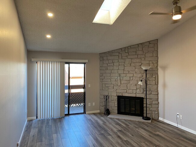 Wood Burning Fireplace - 341 Wright St