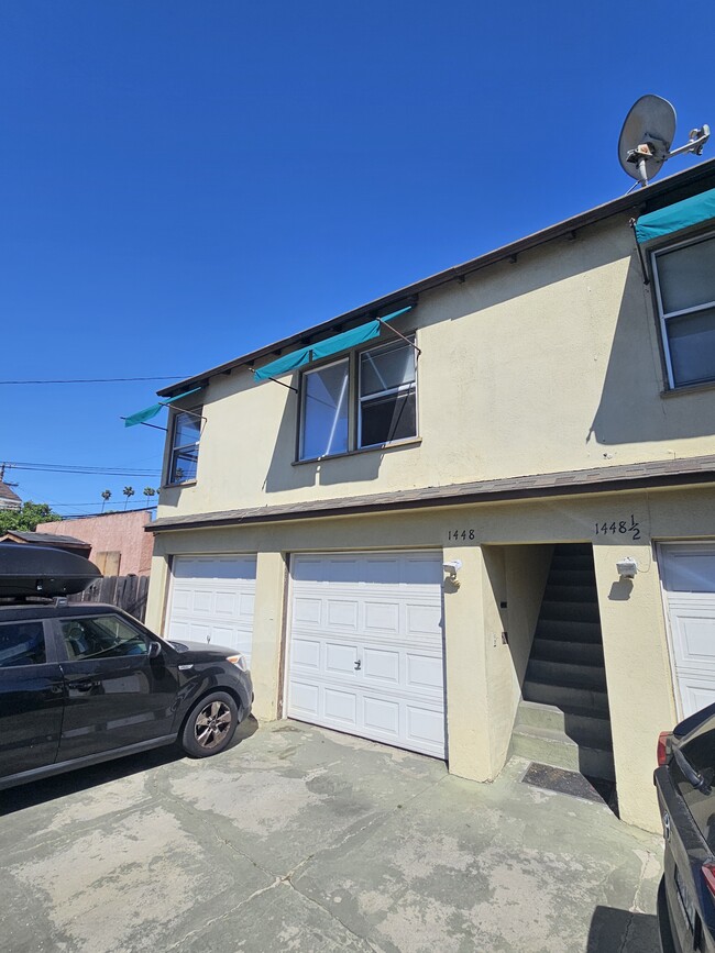 Building Photo - 1448 S Dunsmuir Ave