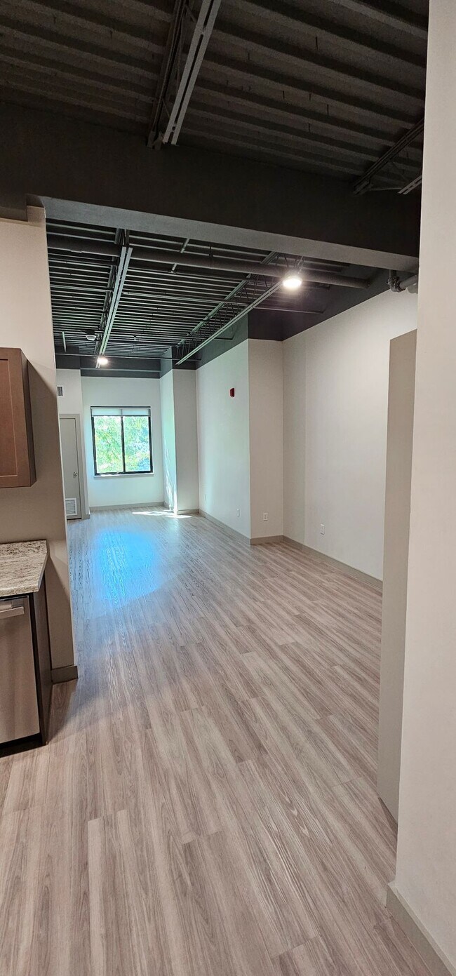 Foto del edificio - Modern Apartment in Midtown Billings!