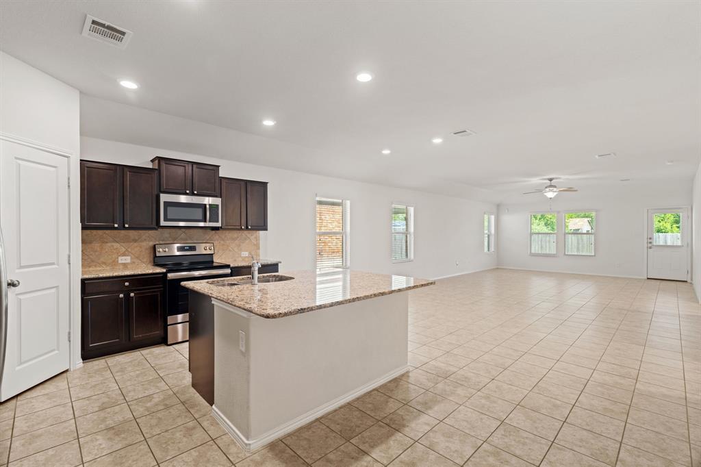 Foto principal - 817 Tabernash Dr