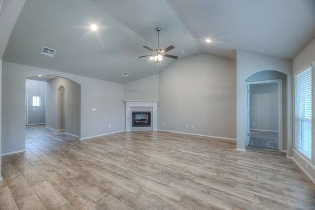 Building Photo - 3710 S 13th Pl