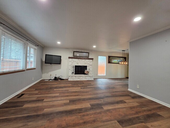 Foto del edificio - 1294 Pine Valley Rd