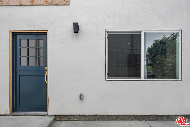 Foto del edificio - 7320 9th Ave