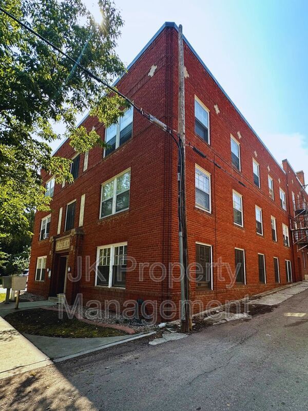Primary Photo - 310 5th St N