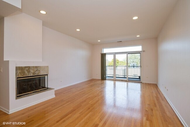 Foto del edificio - 2040 W Belmont Ave
