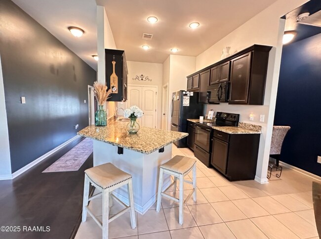 Foto del edificio - 209 Stanwell Ave