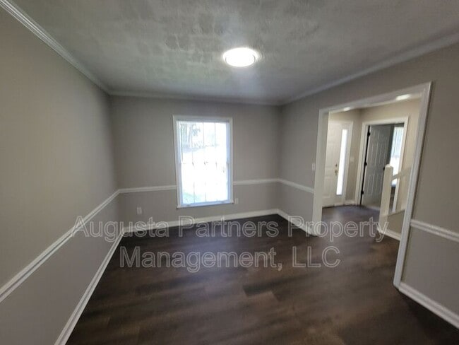 Building Photo - 428 Pleasant Home Rd