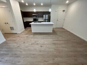 Building Photo - 4715 Lexington sky lane