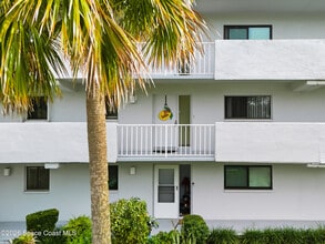 Building Photo - 6850 US-1