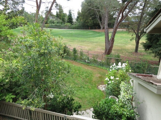 Foto del edificio - Close To Stanford University  3BR/2+1BA - Menlo Park