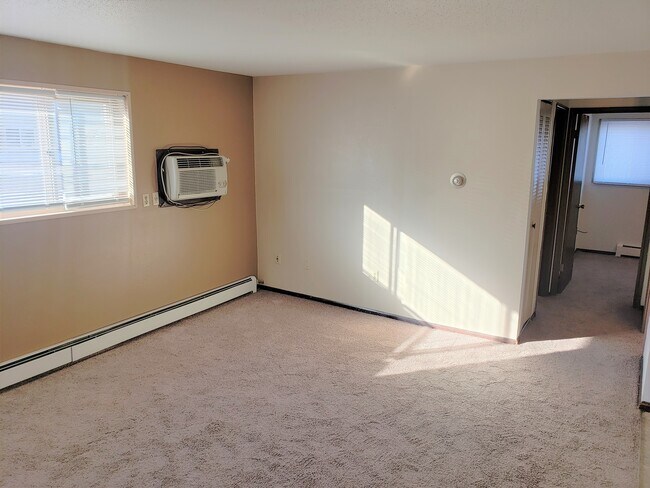 Living Room - 909 12th Ave NE