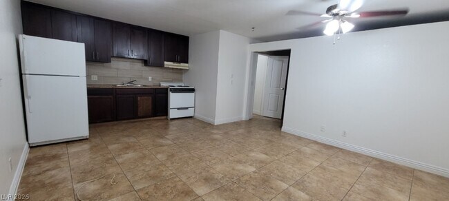 Foto del edificio - 305 N 10th St