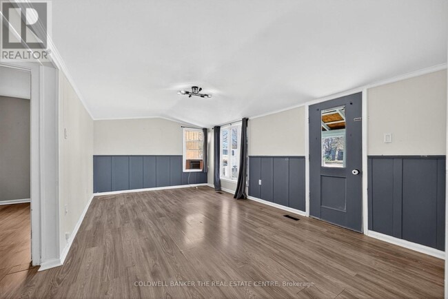 Building Photo - 119 Elizabeth St