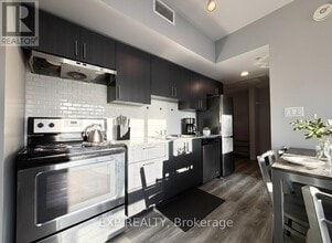 Building Photo - 275 Larch St
