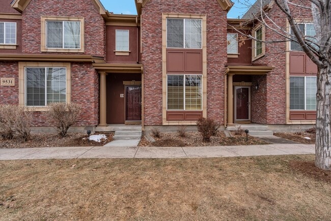 Building Photo - Gorgeous 3 Bed 3 Bath in Highlands Ranch!