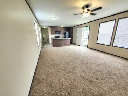 Foto del edificio - 9399 Wharf Dr