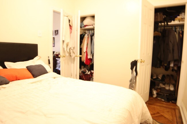 Building Photo - 1402 Sterling Pl