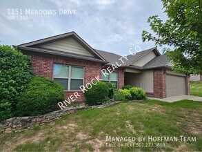 Building Photo - 1151 Meadows Dr