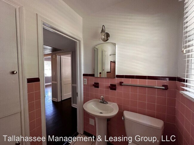 Building Photo - 3 br, 1 bath House - 117 Broward Street