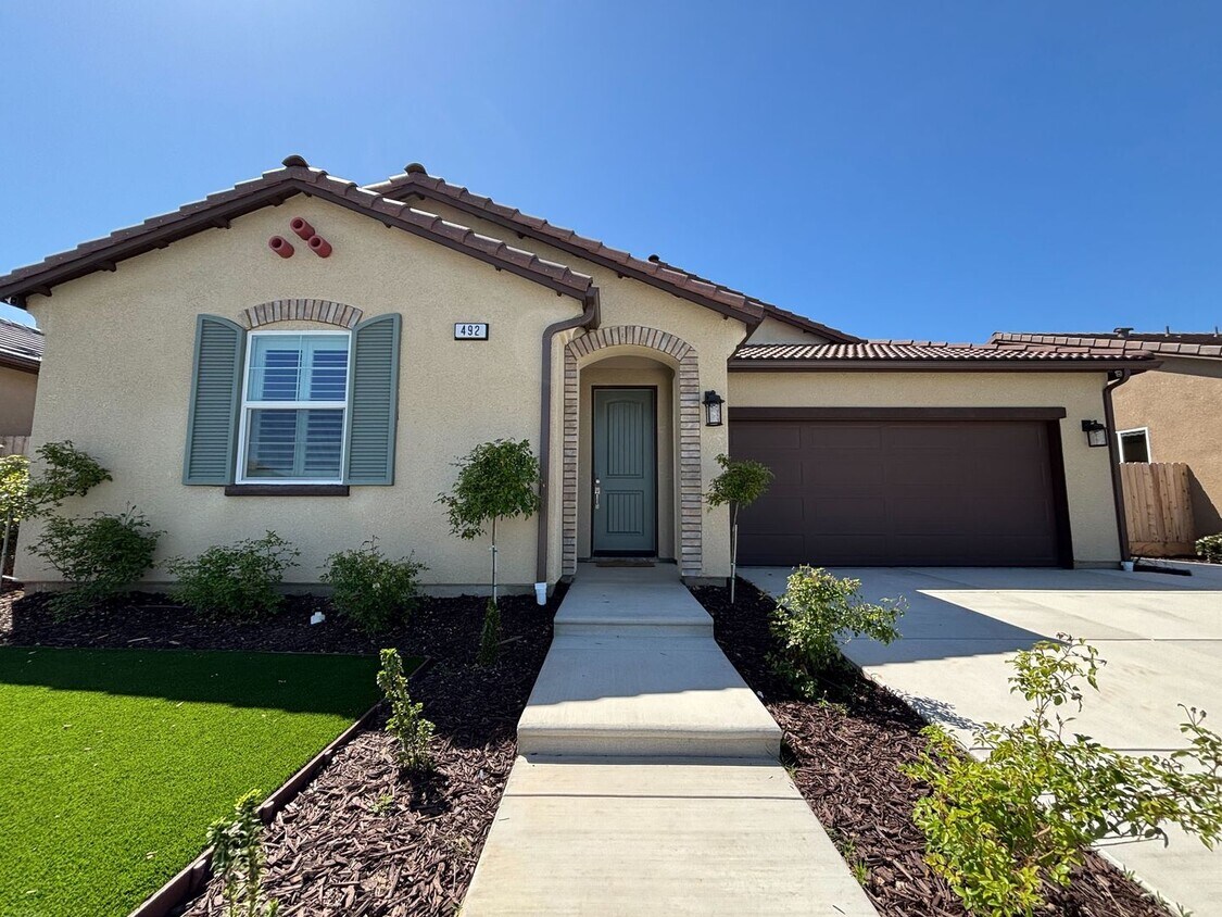 Primary Photo - Live in Luxury at Riverstone – 3BR/2BA wit...