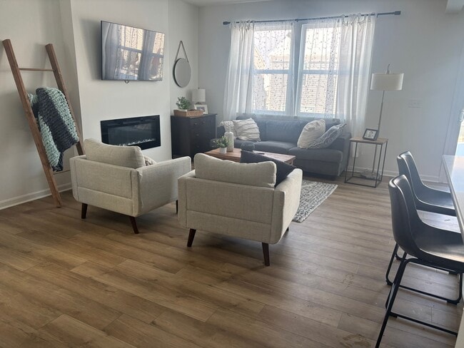 Foto del edificio - 3885 Volterra Ln