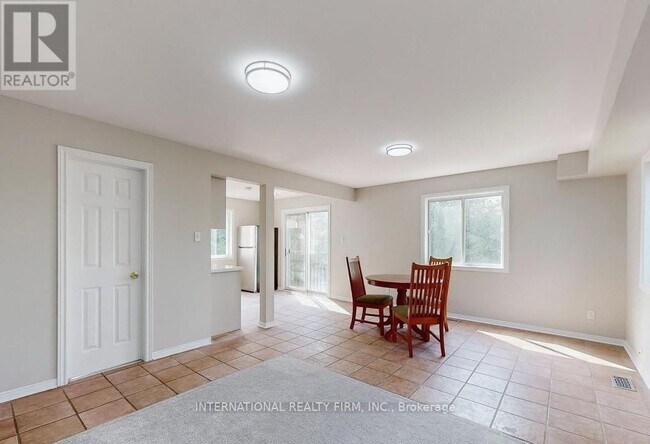 Photo du bâtiment - 6 English St