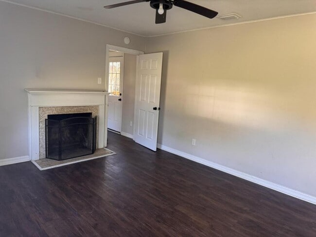 Building Photo - 2653 Foreman Cir