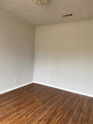 Foto del edificio - 406 Rockgate Ct