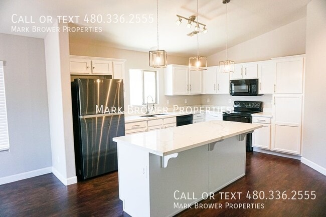 Foto del edificio - 1136 E Christopher St