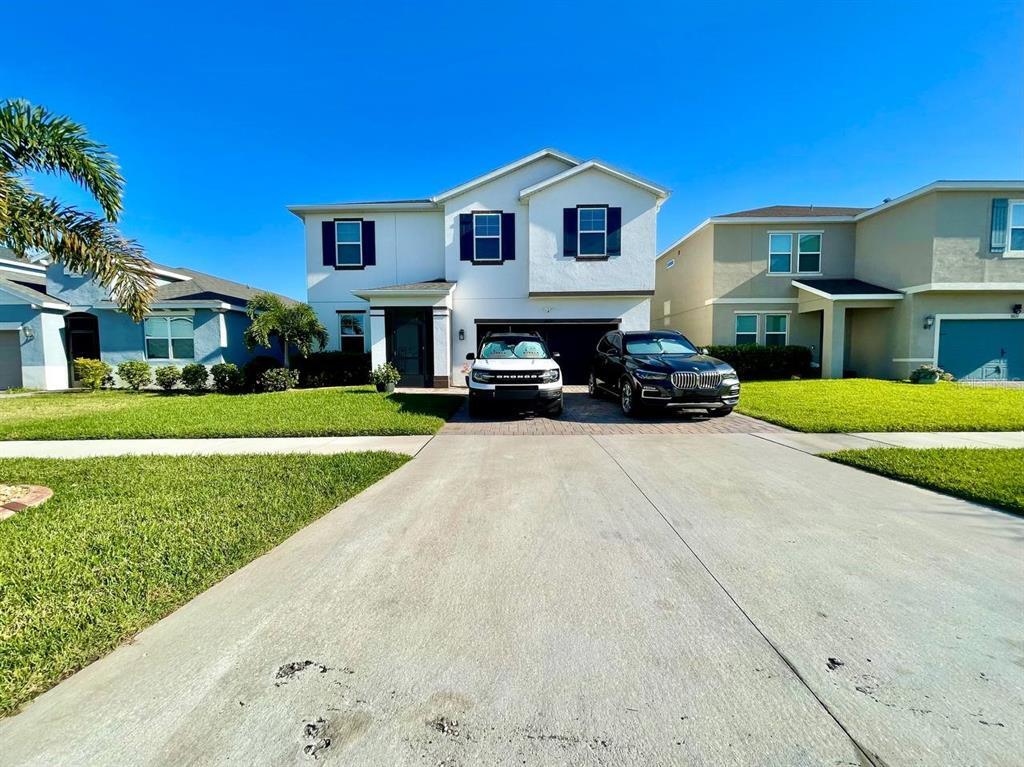 Foto principal - 11824 Clare Hill Ave