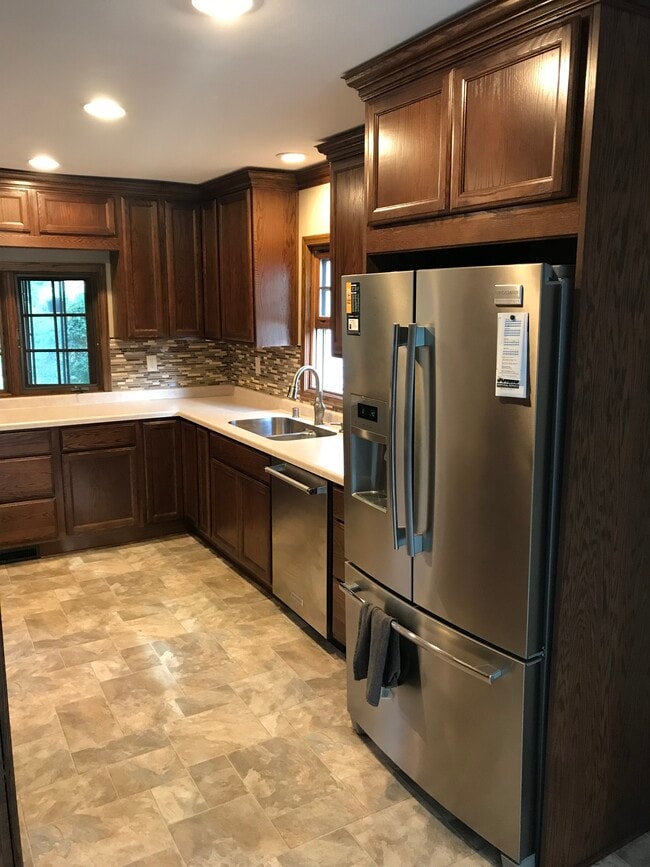 Foto del edificio - 4620 N 127th St