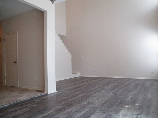 Building Photo - 356 Littleton Trail