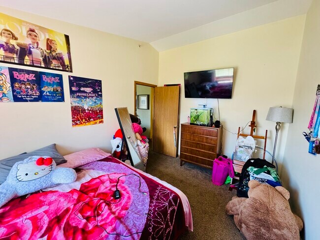 Foto del edificio - 531 Leah Ln