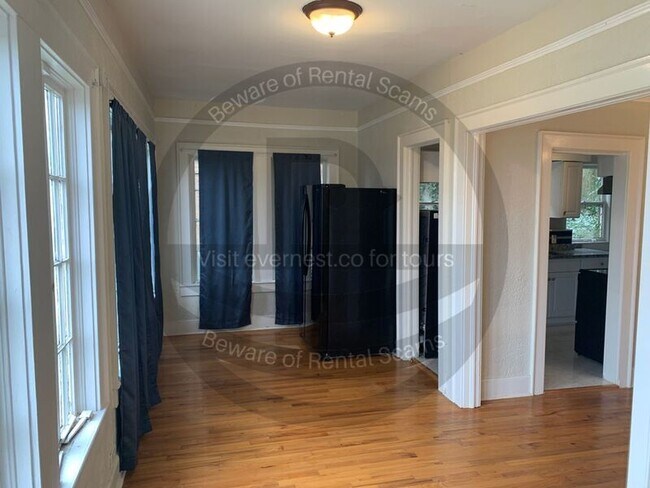 Foto del edificio - 1703 16th Ave S
