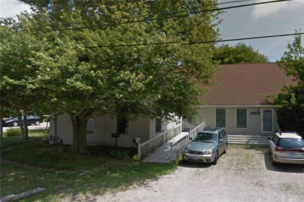 Primary Photo - 32 Pemberton Ave