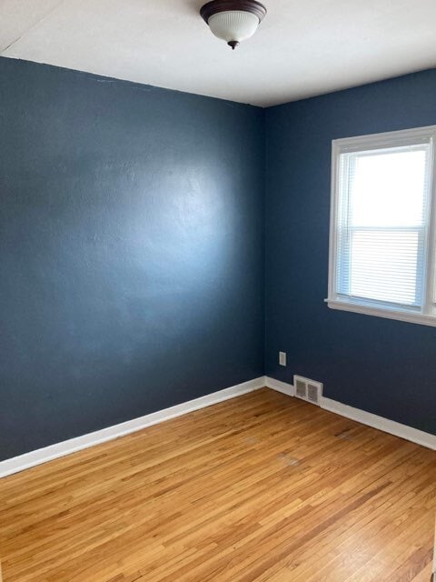 Building Photo - 954 Cleveland Ave S