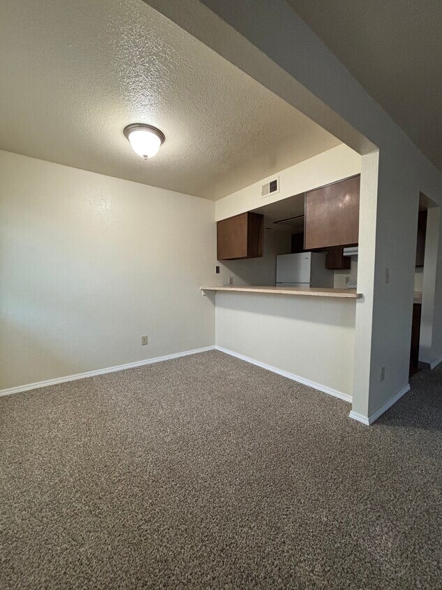 Foto principal - 2070 Bechelli Ln