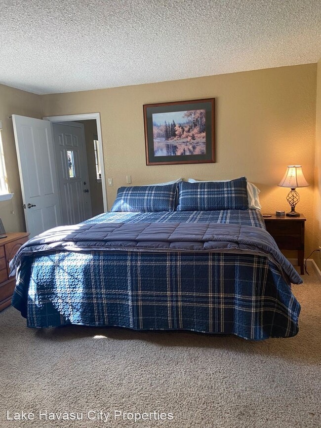 Building Photo - 2 br, 3 bath House - 1566 Palace Way #27