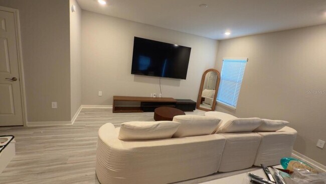 Foto del edificio - 5117 Sylas Jax Ave